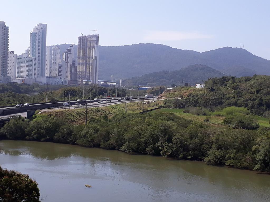Apartamento Edificio Do Libertador Balneario Camboriu